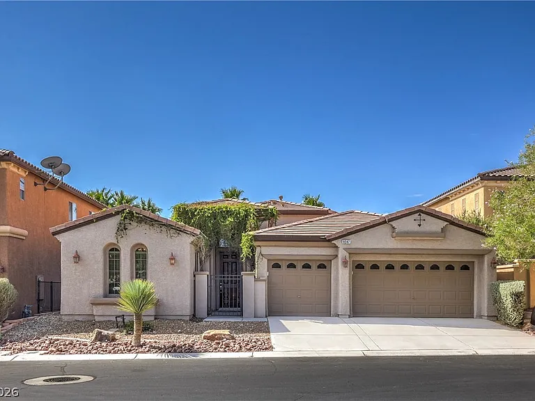 8347 Campbell Springs Ave — Photo 1