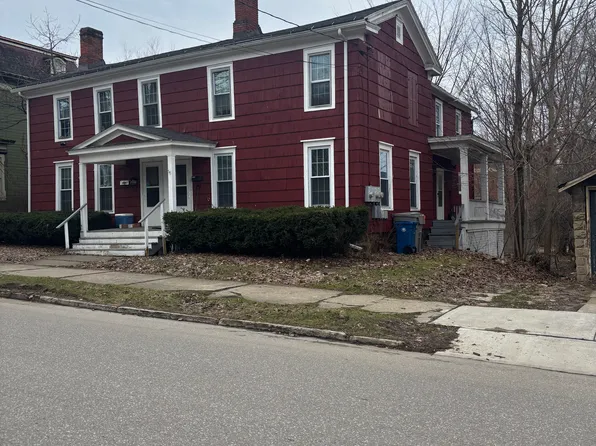 866 Liberty St, Meadville, PA 16335