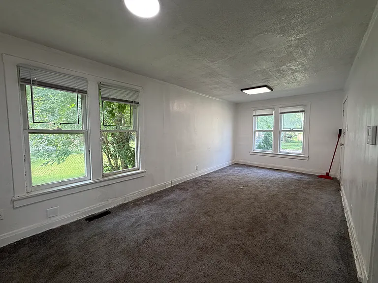 3709 Pennsylvania St — Photo 2