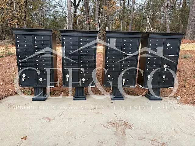 1119 Silverbend Trl — Photo 19