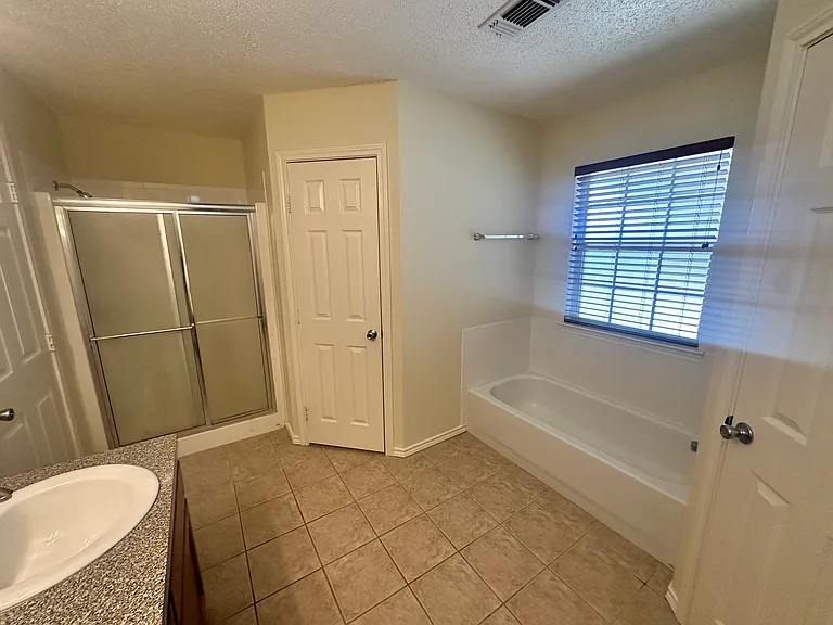 41 Amberwood Dr — Photo 16