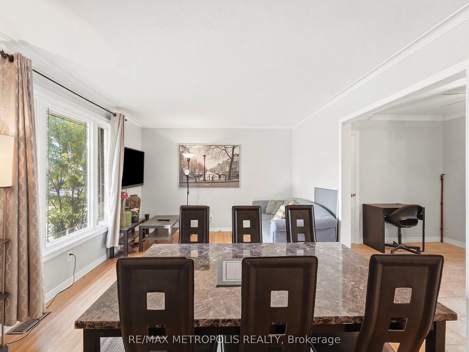 3 bed, $2,200 — Photo 3