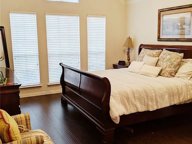 4425 Galsford Dr — Photo 15