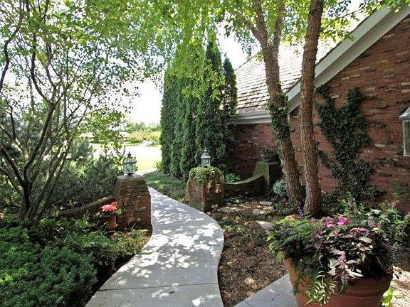 Entrance Courtyard