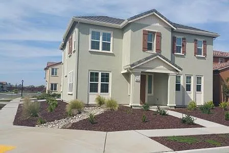 2537 Webster Ct