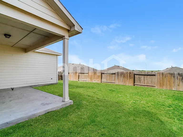 19904 Woodrow Wilson St — Photo 16