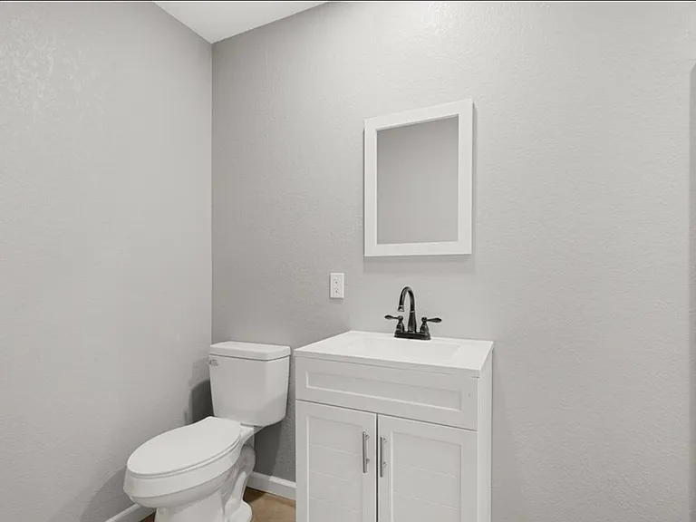 2108 Boston St — Photo 29