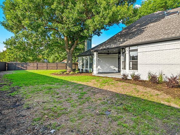 2nd image of 7319 Briarnoll Dr