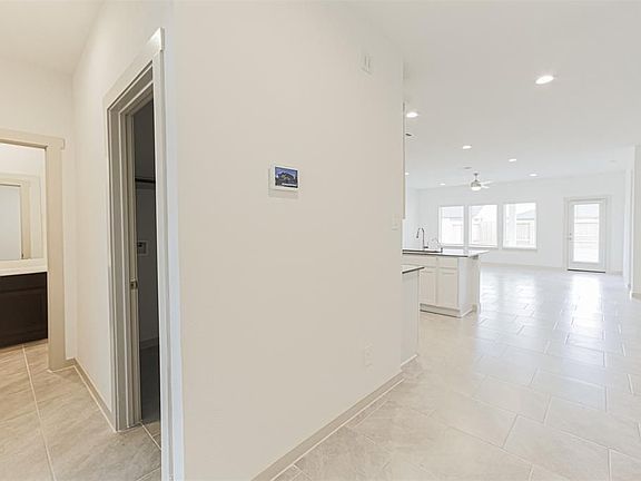 5th image of 28927 Yukon River Ct