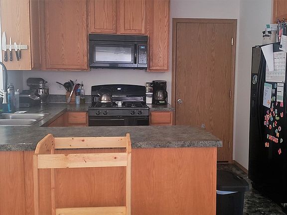 5th image of 1059 NE Beaumont Ln
