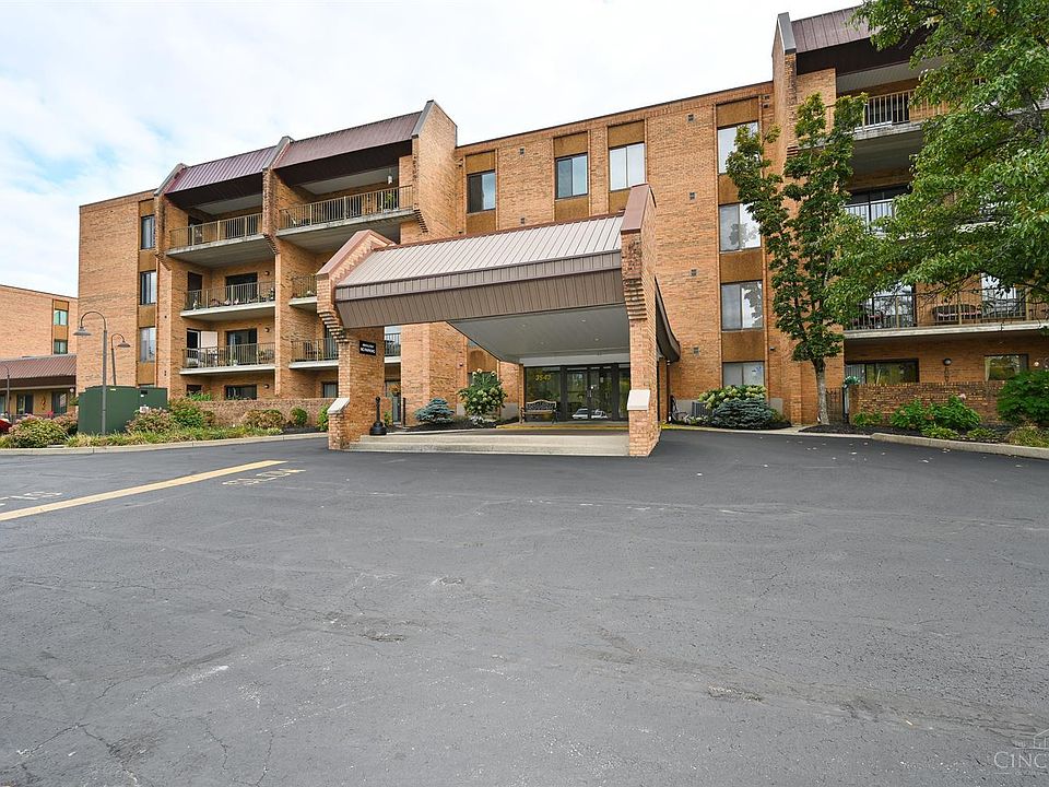 1st image of 3543 Amberacres Dr APT 404