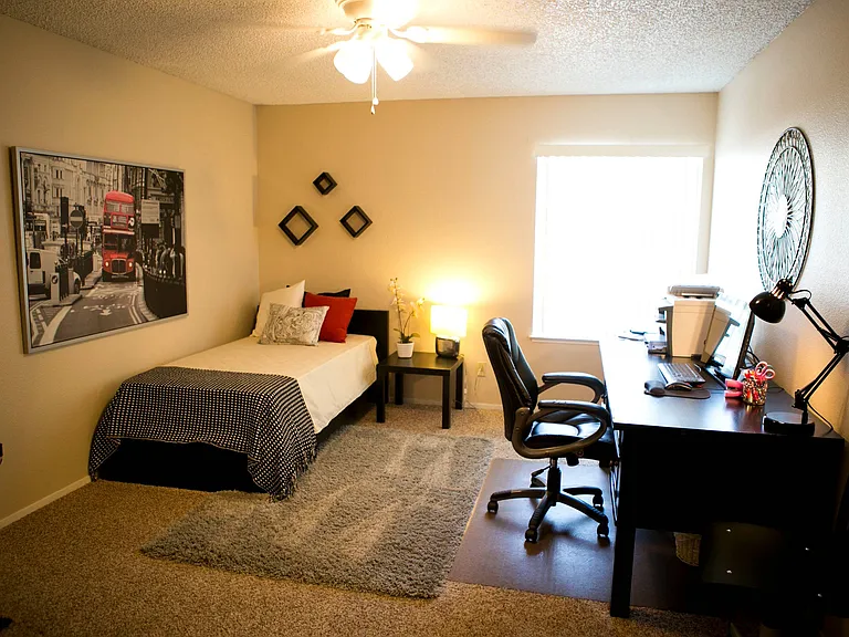 2x2 Master Bed
