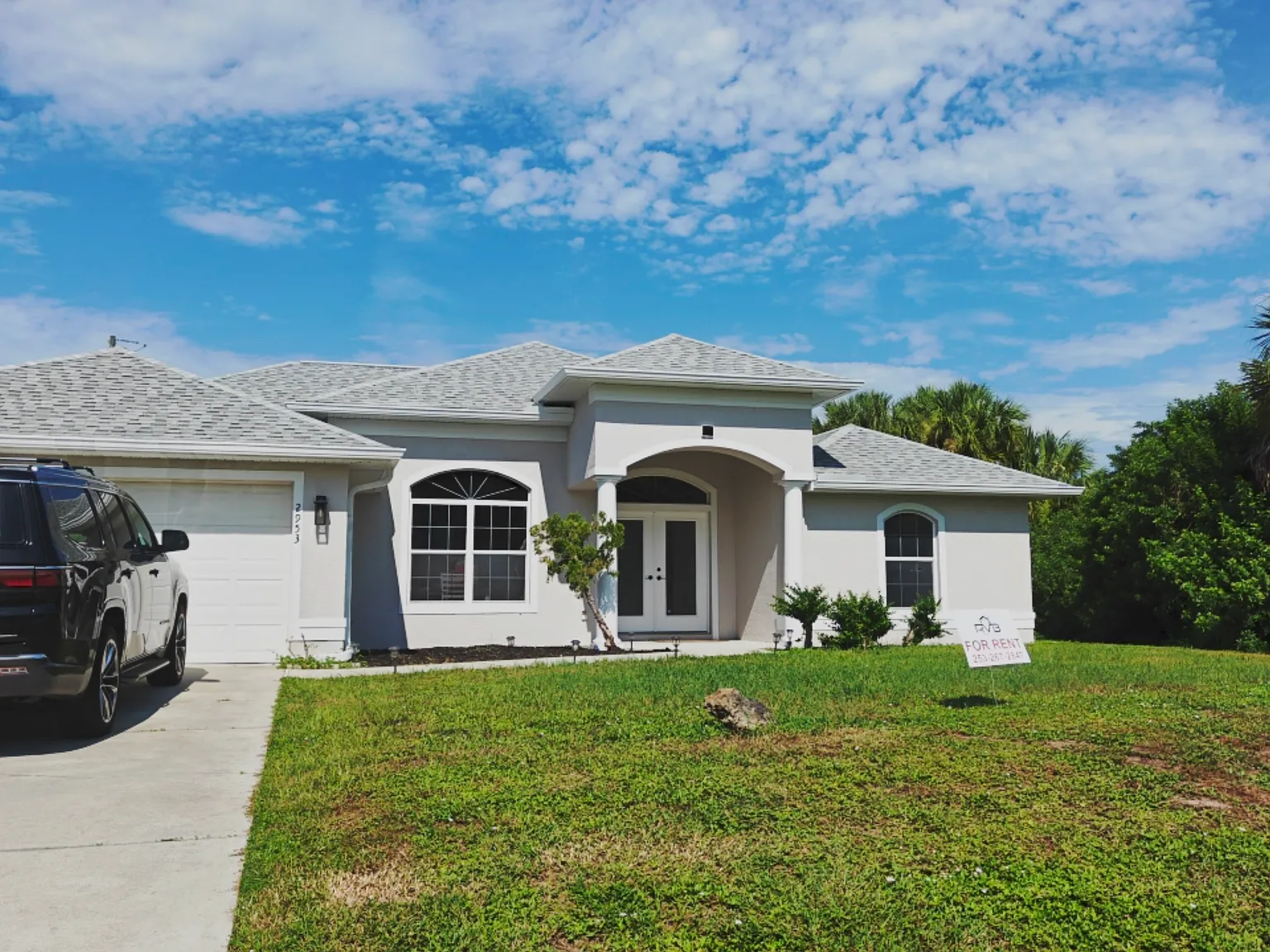 3 bed, 1800 sqft, $1,800 — Photo 2