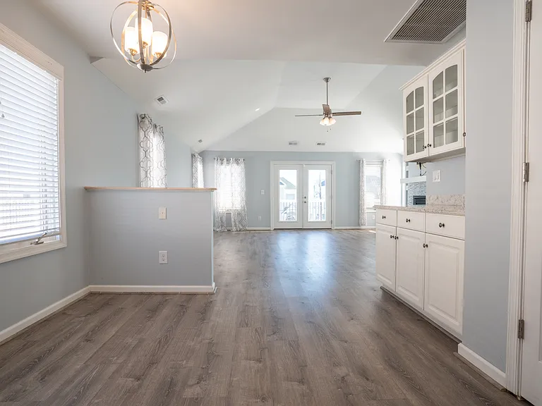 845 S Atlantic Ave — Photo 16