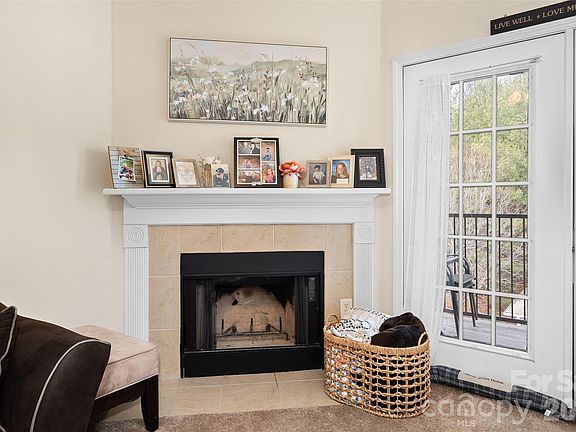 3rd image of 900 Vista Lake Dr APT 301