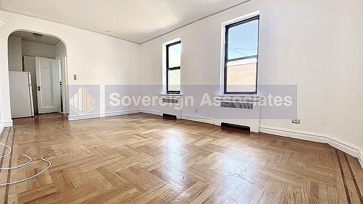 1st image of 116 Seaman Ave APT 6C