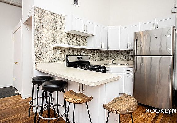 2nd image of 255 McKibbin St #510