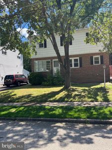 1717 Crestview Ave, Willow Grove, PA, 19090