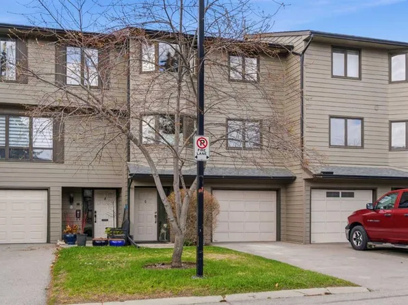 23 S Glamis Dr SW #6, Calgary, AB T3E 6S3