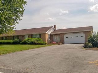 19233 Air View Rd, Hagerstown, MD 21742