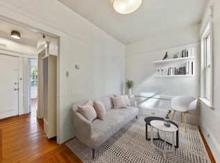 3225 23rd St #2, San Francisco, CA 94110