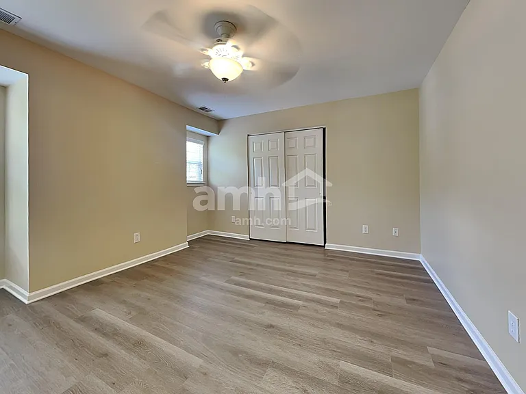 111 Graduate Ln — Photo 13