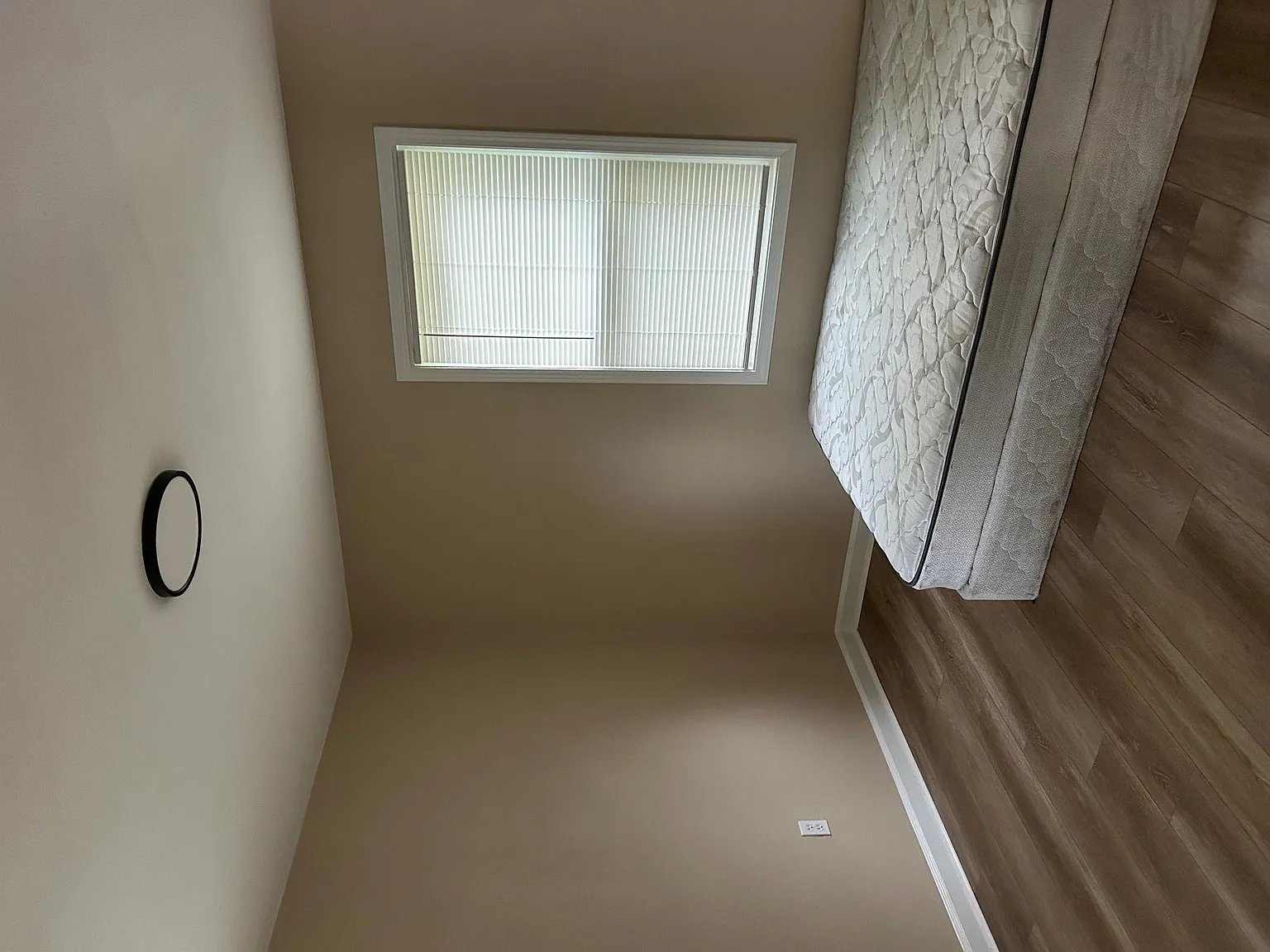 2 bed, 1.0 bath, 862 sqft, $1,000 — Photo 4