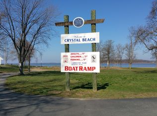 10 Roberts St, Earleville, MD 21919