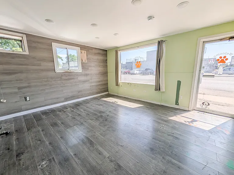 320 Thorold Rd — Photo 5