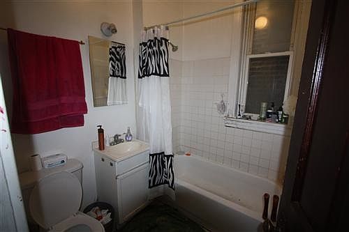 4th image of 1333 N Campbell Ave APT 1