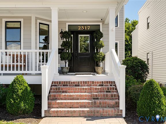 5th image of 2317 Carrington St