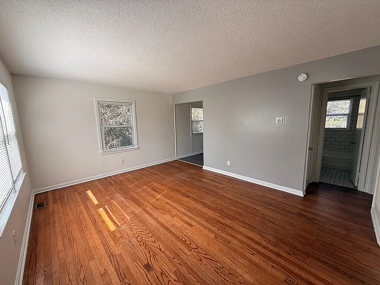Lupton Flats — Photo 5