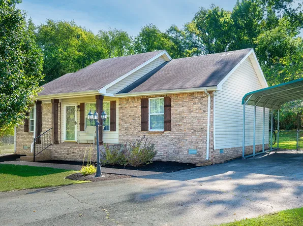 139 Kimberly St, Portland, TN 37148