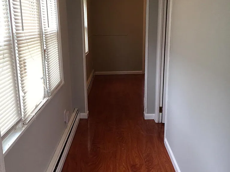 392 Madison Ave — Photo 8