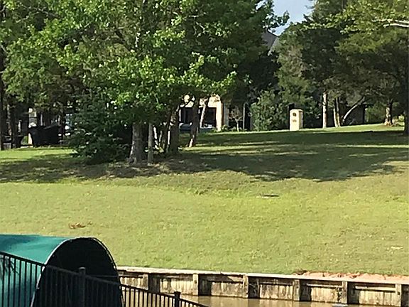 4th image of 17833 Blue Heron Ct