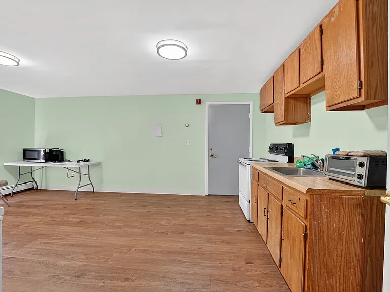 Taurus Apartments — Photo 29