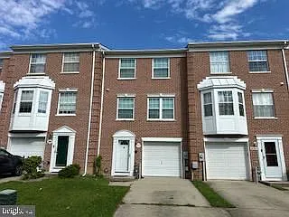 3 bed, 4.0 bath, 1840 sqft, $3,400 — Photo 1