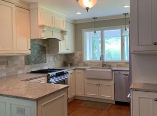 49 Pheasant Hill Dr, Far Hills, NJ 07931