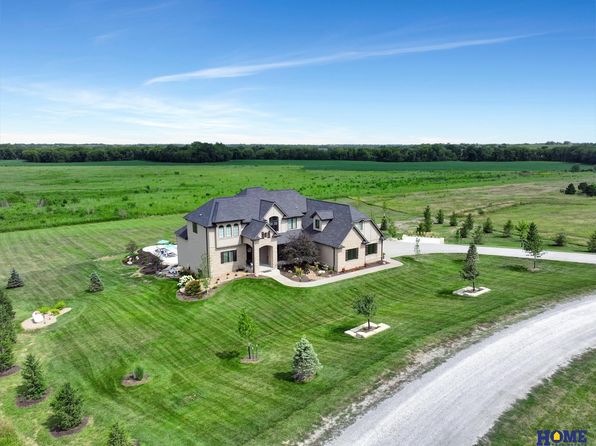 16360 S 26th Dr, Roca, NE 68430