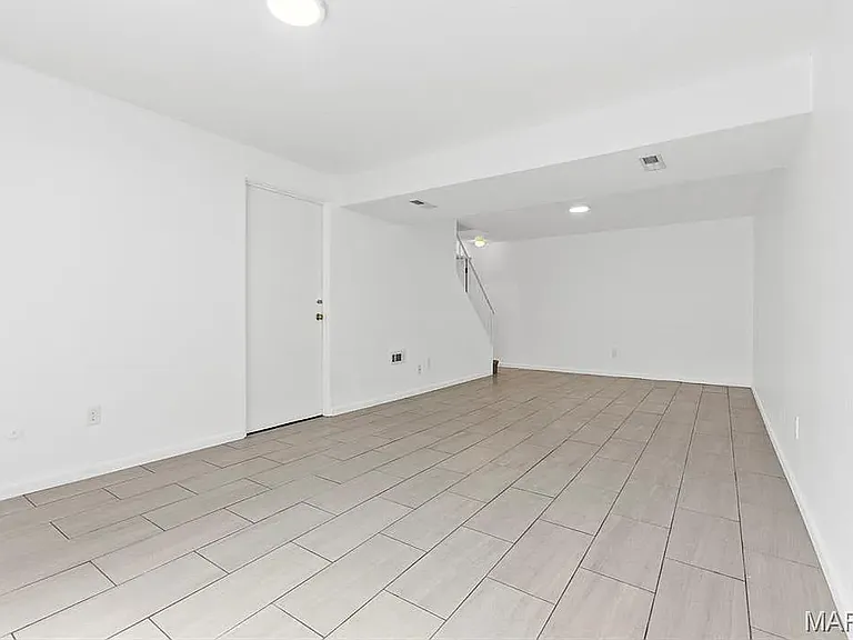 10473 Corbeil Dr — Photo 10