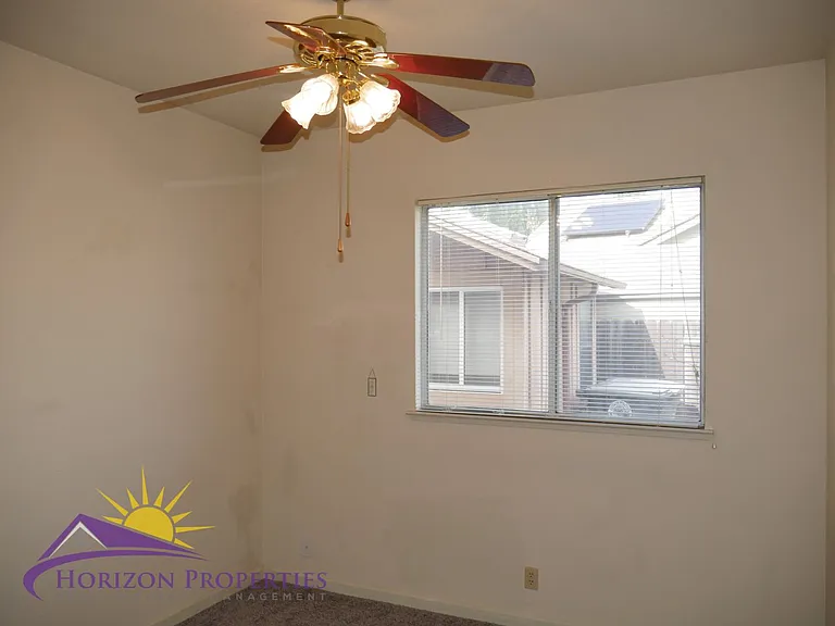 9472 Clementine Way — Photo 21