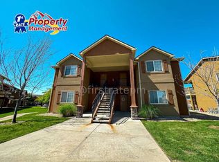 898 N Bluffwood Ln APT 12, Meridian, ID 83642