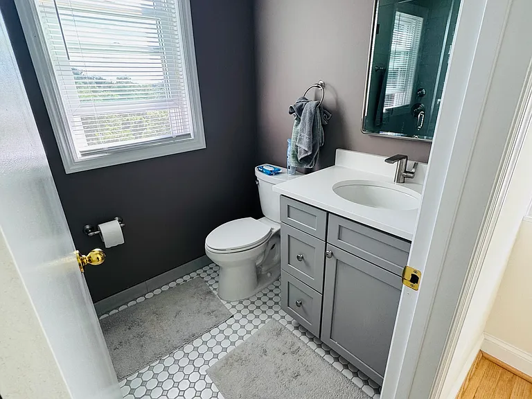 3309 Highwood Dr SE — Photo 25