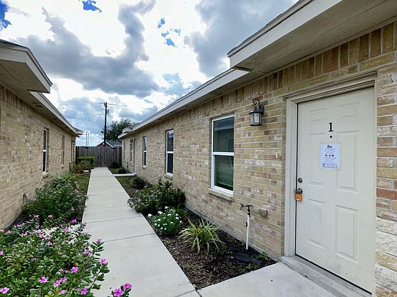 3rd image of 3708 Hawthorne Ave APT 1