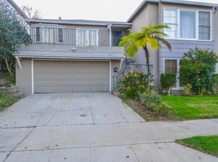 2247 S Canfield Ave, Los Angeles, CA 90034