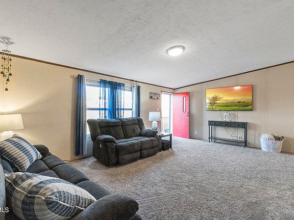 3rd image of 3620 Sunnydale Rd