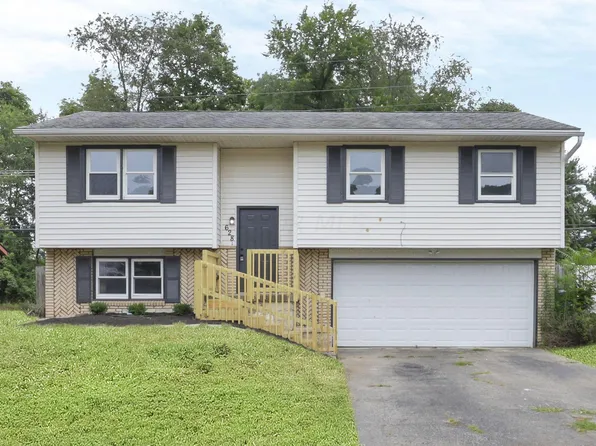 628 E Crest Dr, Heath, OH 43056
