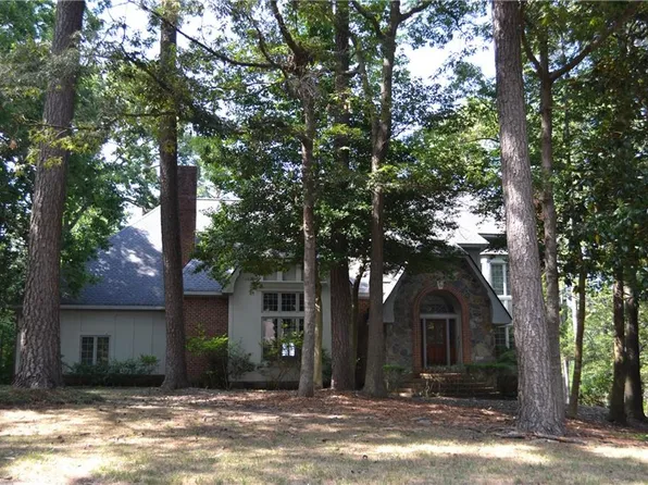 804 N Villier Ct, Virginia Beach, VA 23452