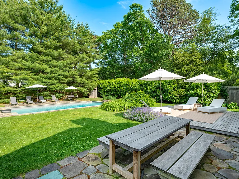 3 Fairfield Ln — Photo 8