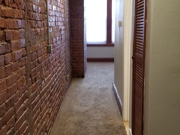 4th image of 2919 Mason St APT 1